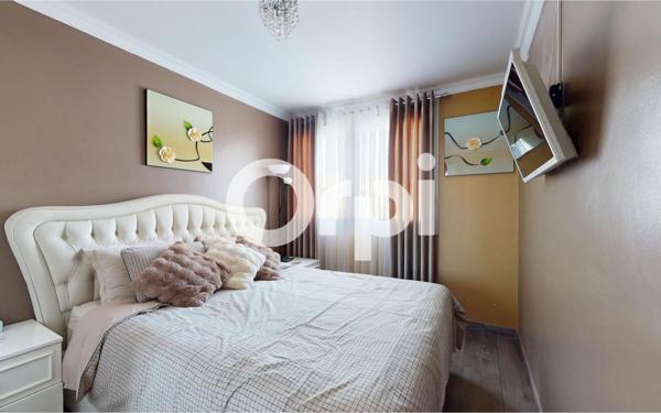 Appartement à vendre    4 pièces • 67,02 m2 Bron