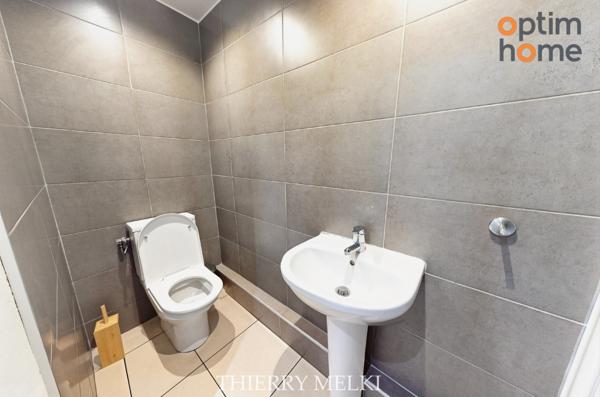 Appartement T3/4 98 m2 - Profession Libérale ou Résidence Principale - Carré d'Or Marseille 8ième