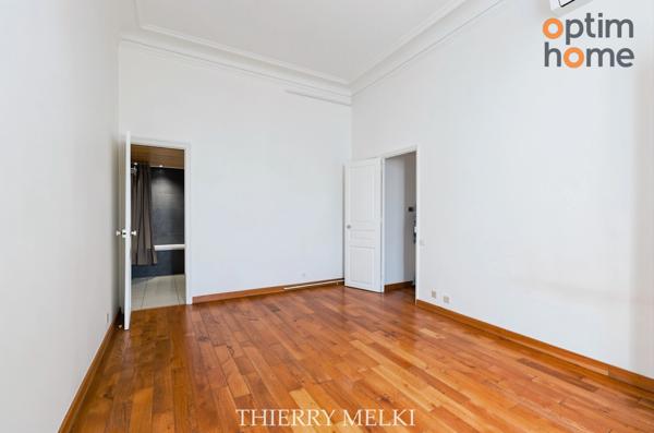 Appartement T3/4 98 m2 - Profession Libérale ou Résidence Principale - Carré d'Or Marseille 8ième