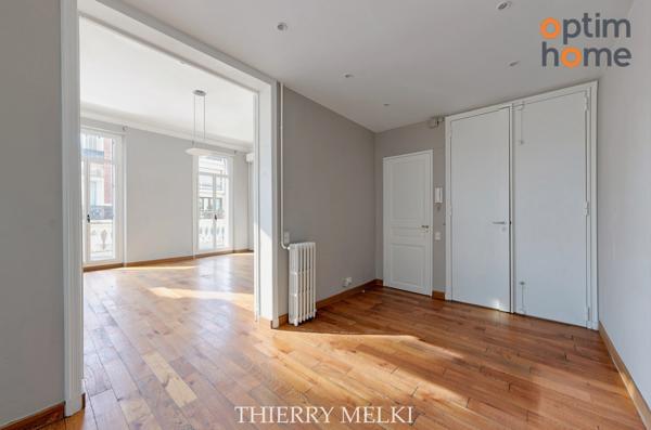 Appartement T3/4 98 m2 - Profession Libérale ou Résidence Principale - Carré d'Or Marseille 8ième