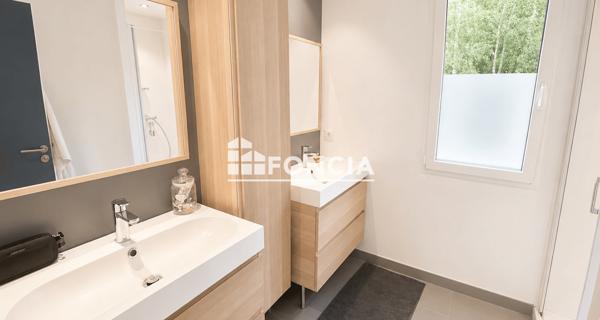 À vendre Maison 8 pièces 230 m² - Saint-grégoire 35760