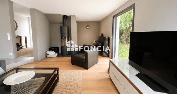 À vendre Maison 8 pièces 230 m² - Saint-grégoire 35760