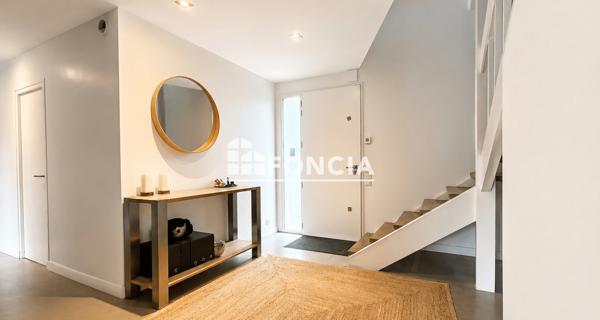 À vendre Maison 8 pièces 230 m² - Saint-grégoire 35760