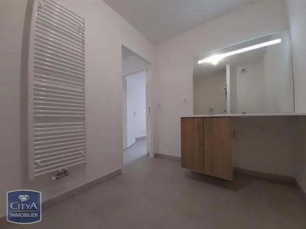 Appartement à louer 2 pièces 43.93m²