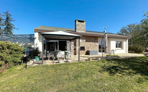 Maison à vendre    4 pièces •  Désertines