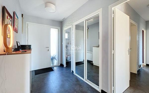 Maison à vendre    4 pièces •  Désertines