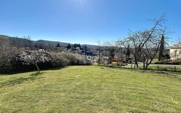 Maison à vendre    4 pièces •  Désertines