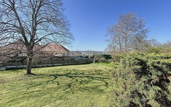 Maison à vendre    4 pièces •  Désertines