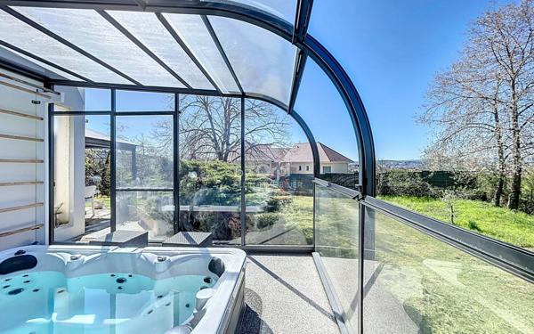 Maison à vendre    4 pièces •  Désertines