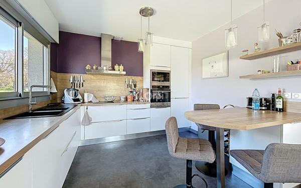 Maison à vendre    4 pièces •  Désertines