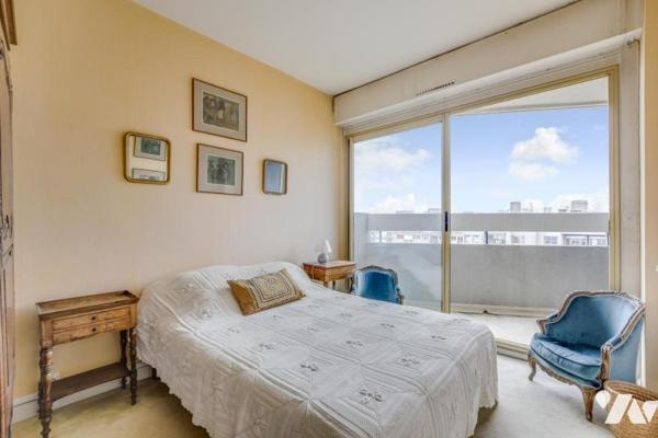 Appartement au dernier étage avec terrasse et balcons