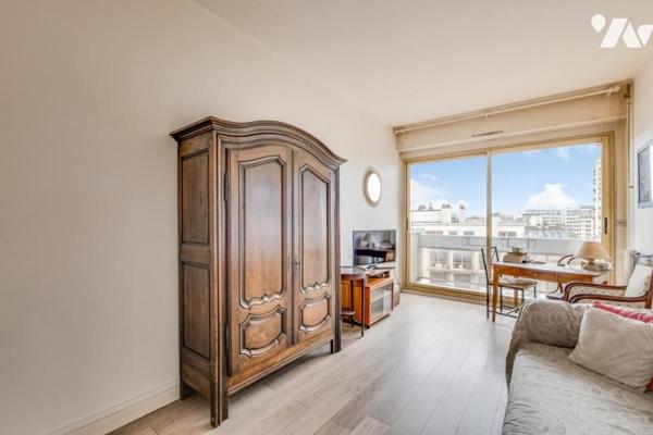 Appartement au dernier étage avec terrasse et balcons