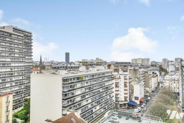 Appartement au dernier étage avec terrasse et balcons