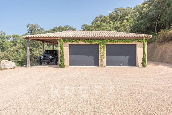 Villa contemporaine neuve avec piscine