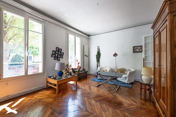 Appartement à vendre |  Clichy |  5 pièces | 139 m²