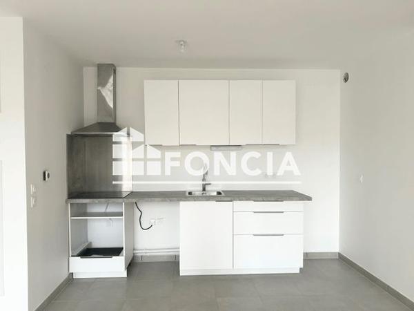 Location Appartement 3 pièces 68.3 m² - 1 ALLEE DES PEUPLERAIES Bordeaux 33100