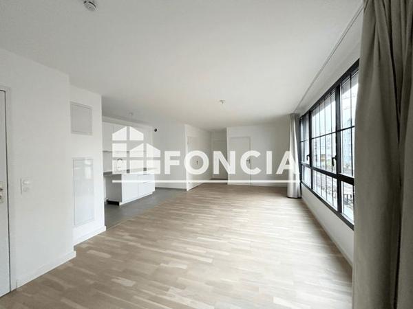 Location Appartement 3 pièces 68.3 m² - 1 ALLEE DES PEUPLERAIES Bordeaux 33100