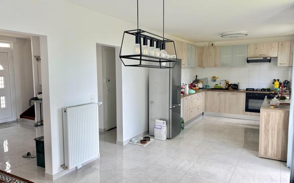 Maison à vendre    5 pièces •  Villers-Cotterêts