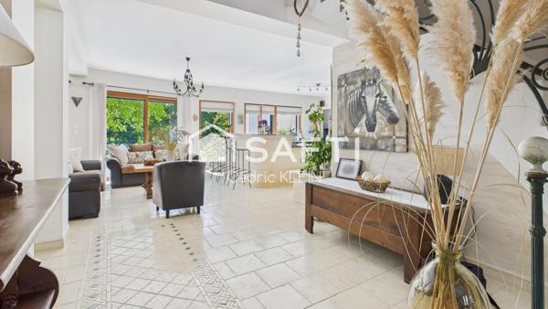 Villa contemporaine au cœur d’un parc arboré
