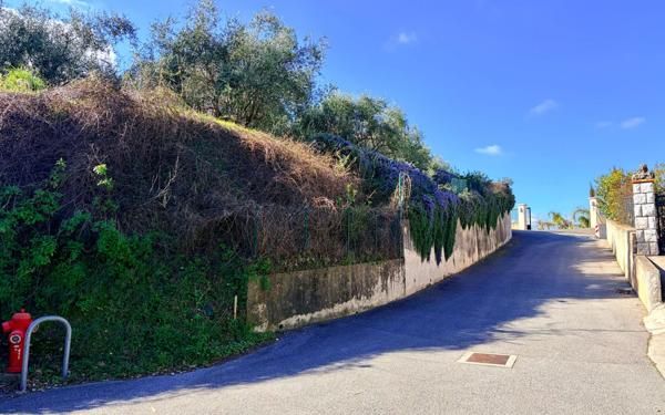 Terrain à vendre    Saint-Laurent-du-Var