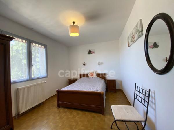 Dpt Gard (30) A vendre superbe villa T8 de 224m2, piscine, vue imprenable, exceptionnelle.