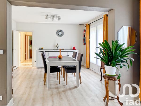 Maison à vendre 3 pièces 90 m² Saint-Seurin-sur-l'Isle