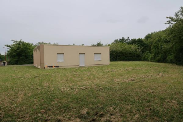 TUCQUEGNIEUX (54)PROCHE ESCH/ALZETTE, LOCAL COMMERCIAL DE 104 M² SUR 14 ARES DE TERRAIN AVEC PARKING PRIVATIF