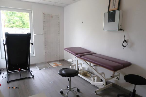 TUCQUEGNIEUX (54)PROCHE ESCH/ALZETTE, LOCAL COMMERCIAL DE 104 M² SUR 14 ARES DE TERRAIN AVEC PARKING PRIVATIF