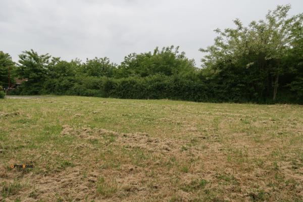 TUCQUEGNIEUX (54)PROCHE ESCH/ALZETTE, LOCAL COMMERCIAL DE 104 M² SUR 14 ARES DE TERRAIN AVEC PARKING PRIVATIF