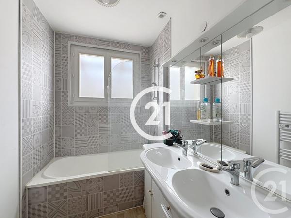 Maison à vendre  4 pièces - 81 m2 COGNAC - 16