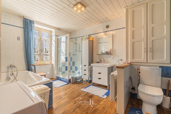 Maison
         4 pièces
        - 96 m² Exclusivité 161 600 € *