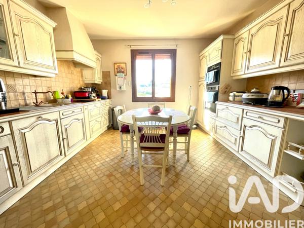 Maison à vendre 7 pièces 171 m² Saumur