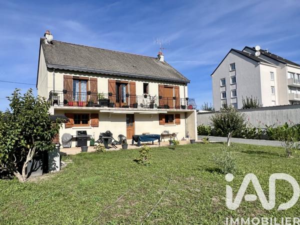 Maison à vendre 7 pièces 171 m² Saumur