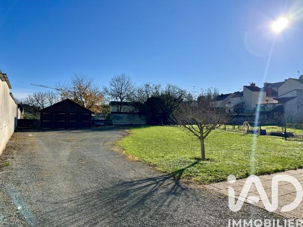 Maison à vendre 7 pièces 171 m² Saumur