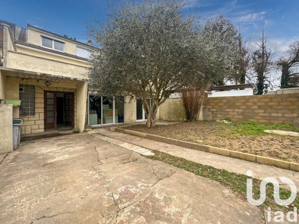 Maison 7 pièces de 130 m² à Grigny (91350)
