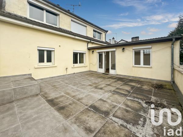 Maison 7 pièces de 130 m² à Grigny (91350)