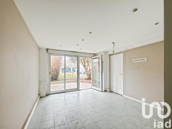 Maison 7 pièces de 130 m² à Grigny (91350)