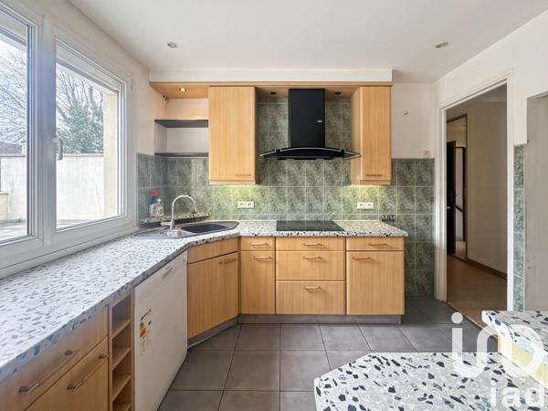 Maison 7 pièces de 130 m² à Grigny (91350)