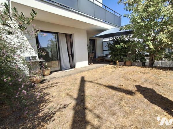 Couëron Bourg, appartement récent type 2 avec jardin et parking
