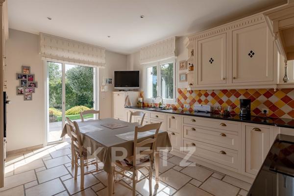 Maison bourgeoise en première ligne avec vue mer à Plougastel