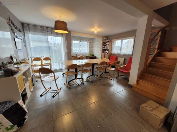 Maison à vendre à Châteaugiron en Ille-et-Vilaine (35410), ref : 019/5522 JLL