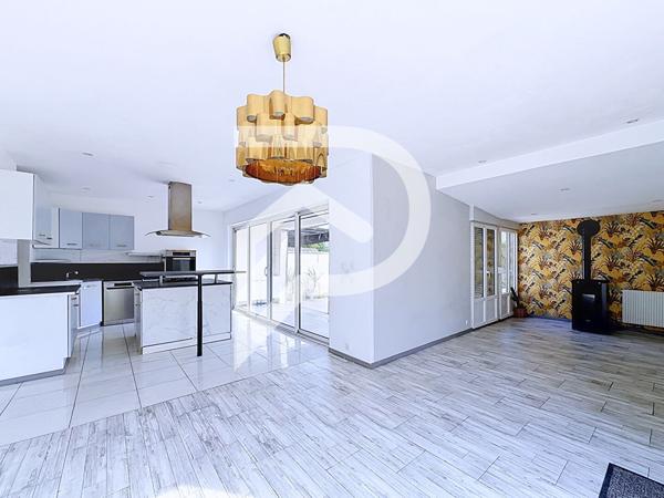 Maison 6 pièces 93.4 m2