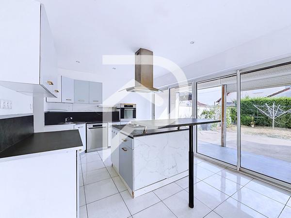 Maison 6 pièces 93.4 m2