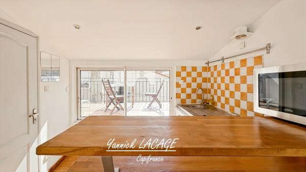 T1 traversant – Belle de Mai (Marseille 3e) – Dernier étage avec terrasse – Idéal investisseur ou premier achat