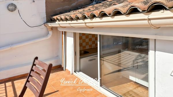 T1 traversant – Belle de Mai (Marseille 3e) – Dernier étage avec terrasse – Idéal investisseur ou premier achat