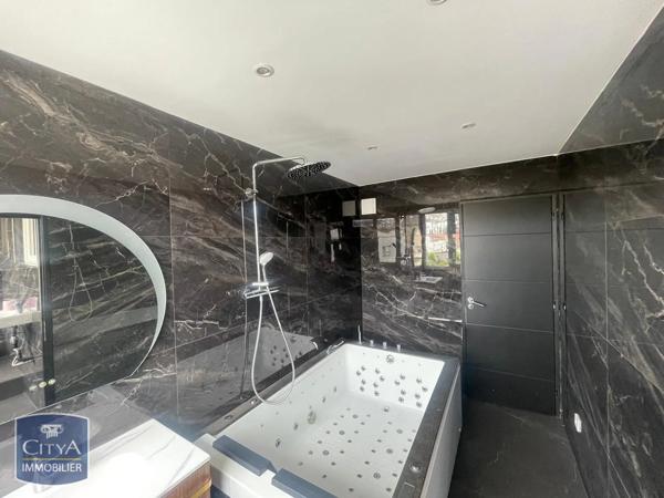 Appartement à louer 3 pièces 67.57m²