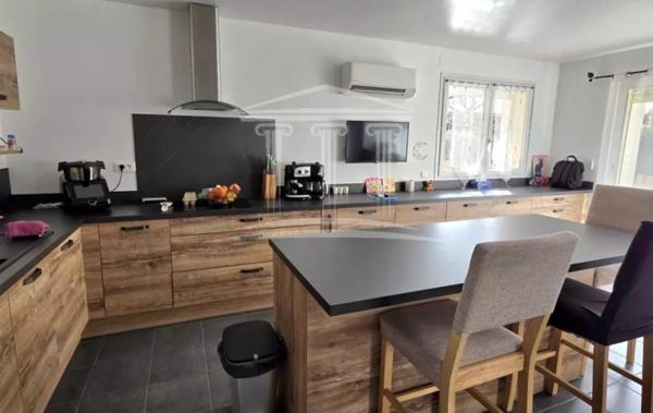 Vente Villa rénové(e) Sorgues   