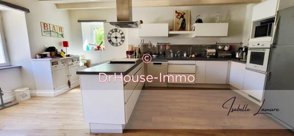 Maison à vendre 7 pièces de 218 m²