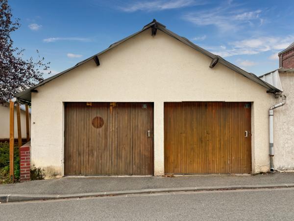 Darnétal Ensemble immobilier Maison - 3 appartements - 11 garages