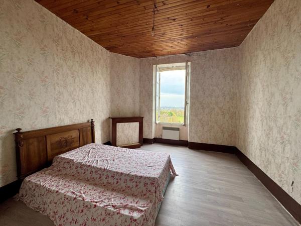 Maison de village à Monbahus, calme et potentiel !